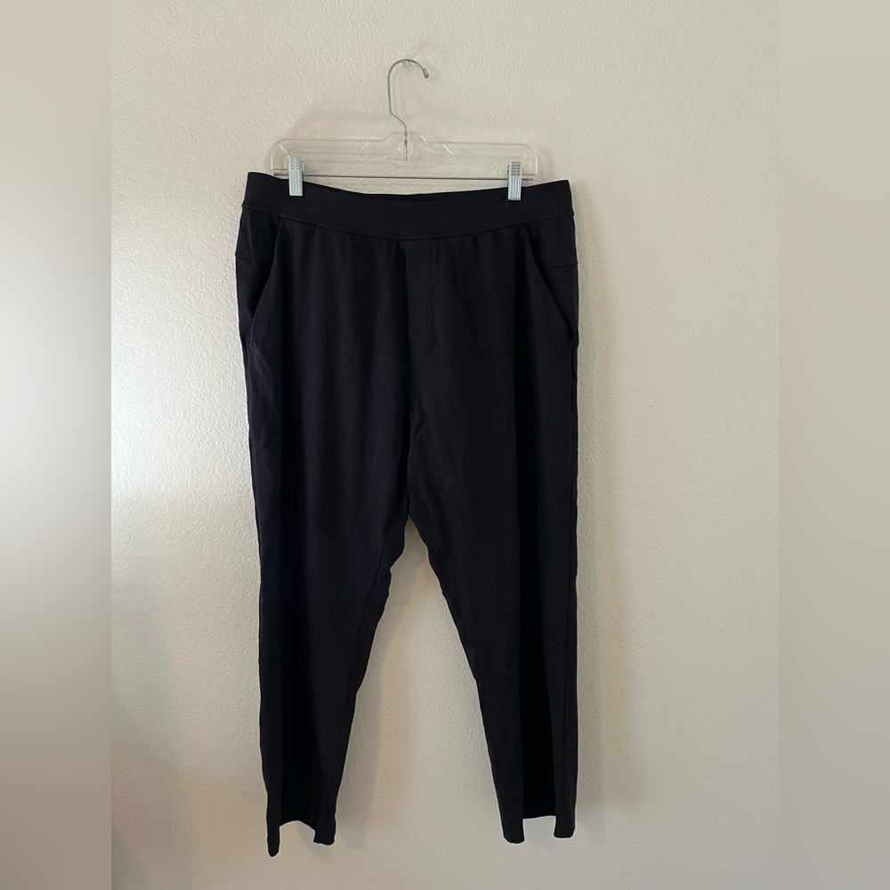 lululemon athletica Black Joggers ‘38 1/2